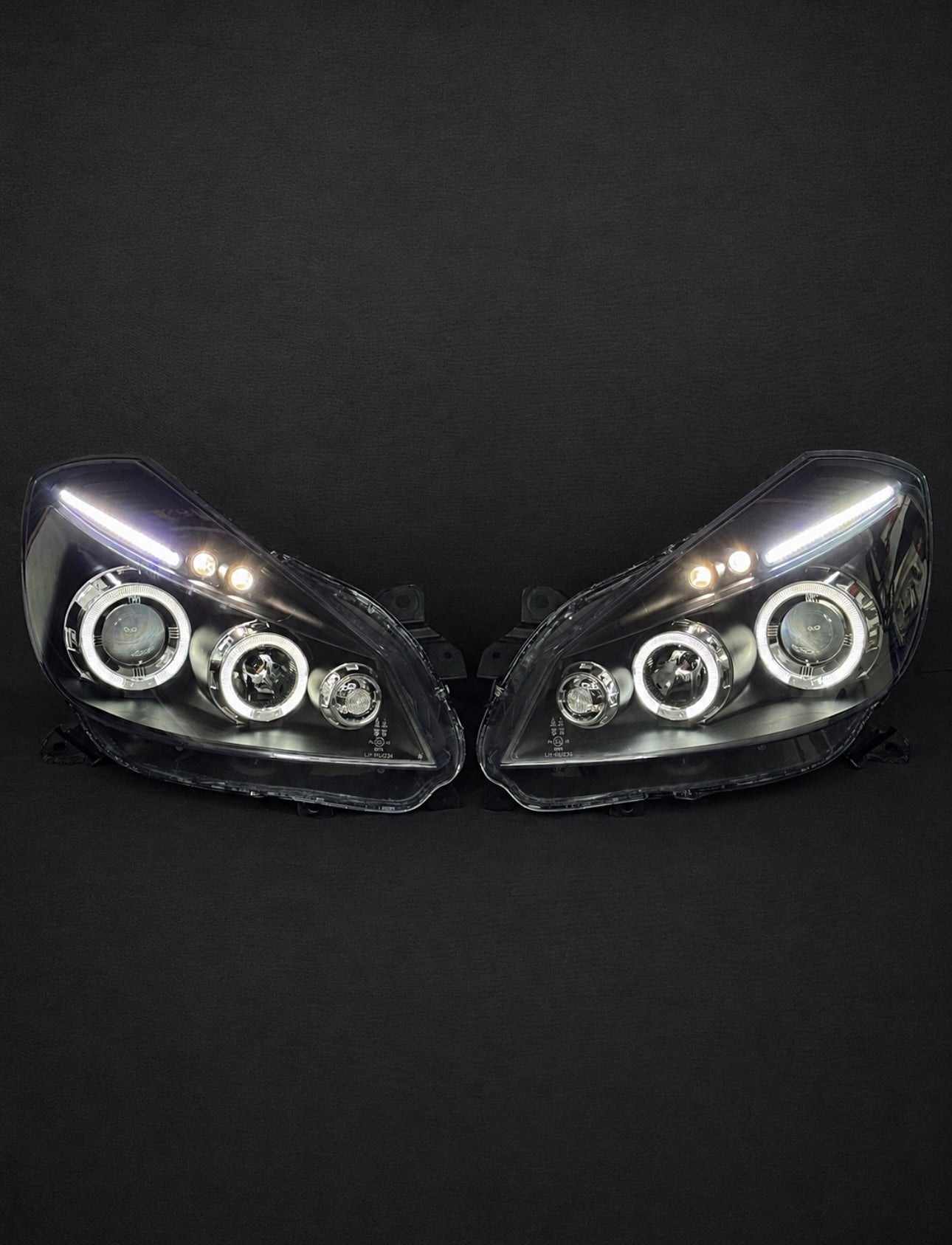 Paire de phares avant FULL LED Neuf Clio 3 RS / Clio 3 classique